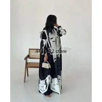Retro Printed Pleated Windbreaker Women's Patchwork Collar Belt Long Windbreaker Jacket Saudi Arabia New Muslim Abaya