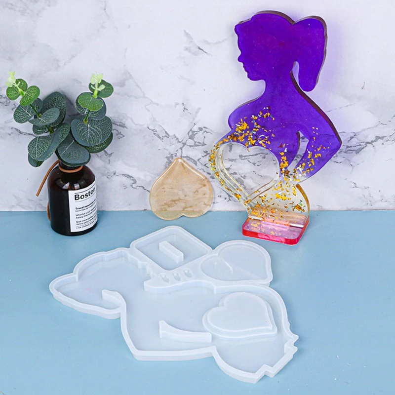Heart-shaped Silicone Mold for Making Personalized Picture Frames as a Special Gift for Expectant Mothers on Mother s Day