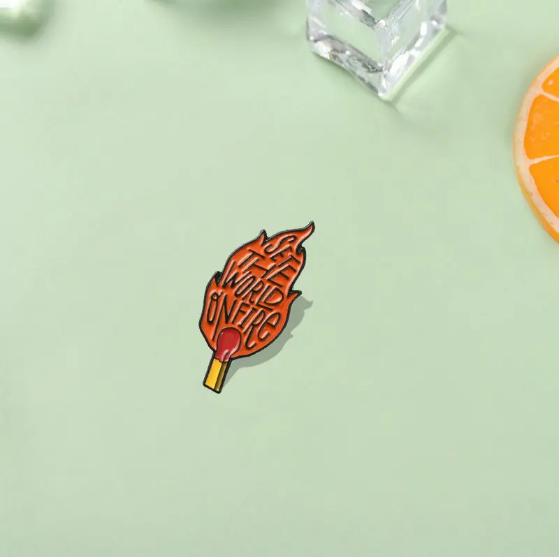 Брошь на лацкан с эмалью, в стиле панк