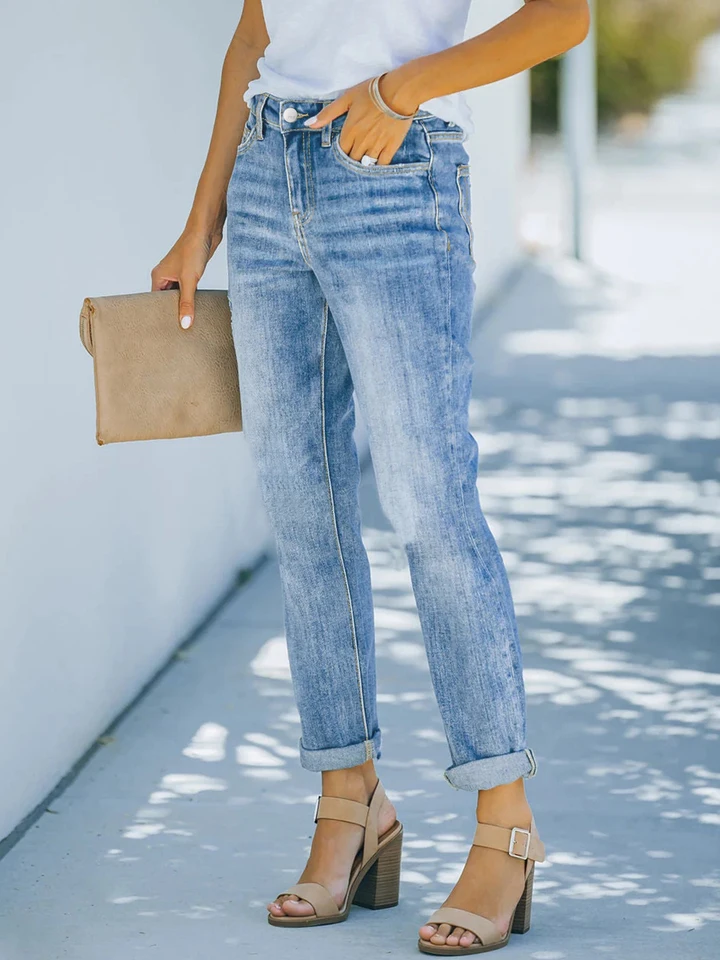 2025 Women's Mid Waist Elastic Straight Jeans