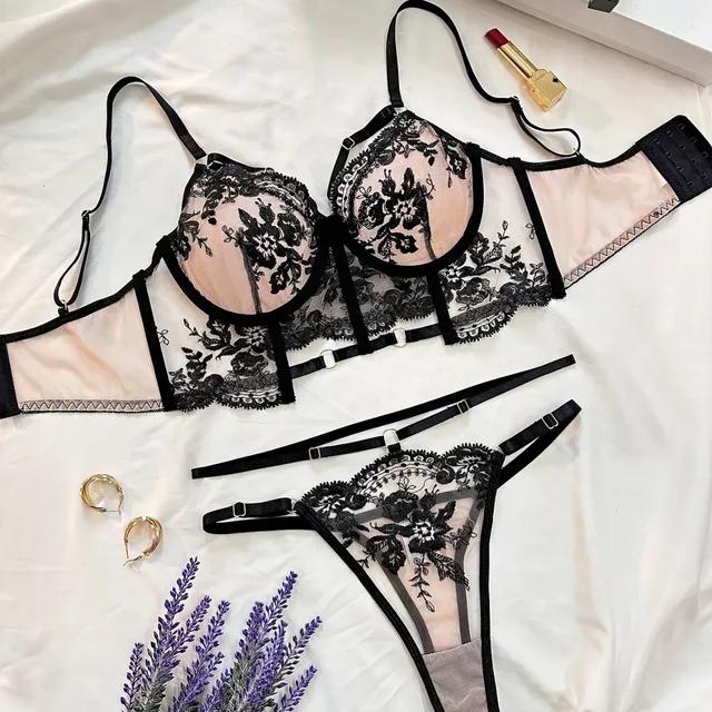 Embroidery Lingerie Set 1