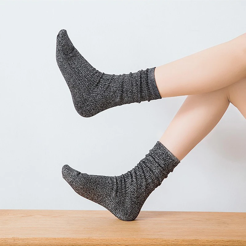 Рисунок 6 - Блестящие яркие блестящие носки карамельных цветов