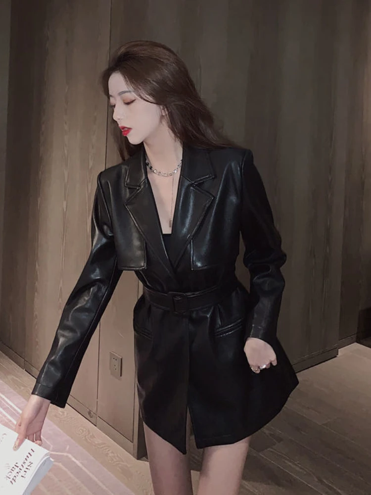 The Same Super Sa Hong Kong Style Belt Windbreaker 2022 Autumn Waist Closing Thin Medium Long Leather Dress Women
