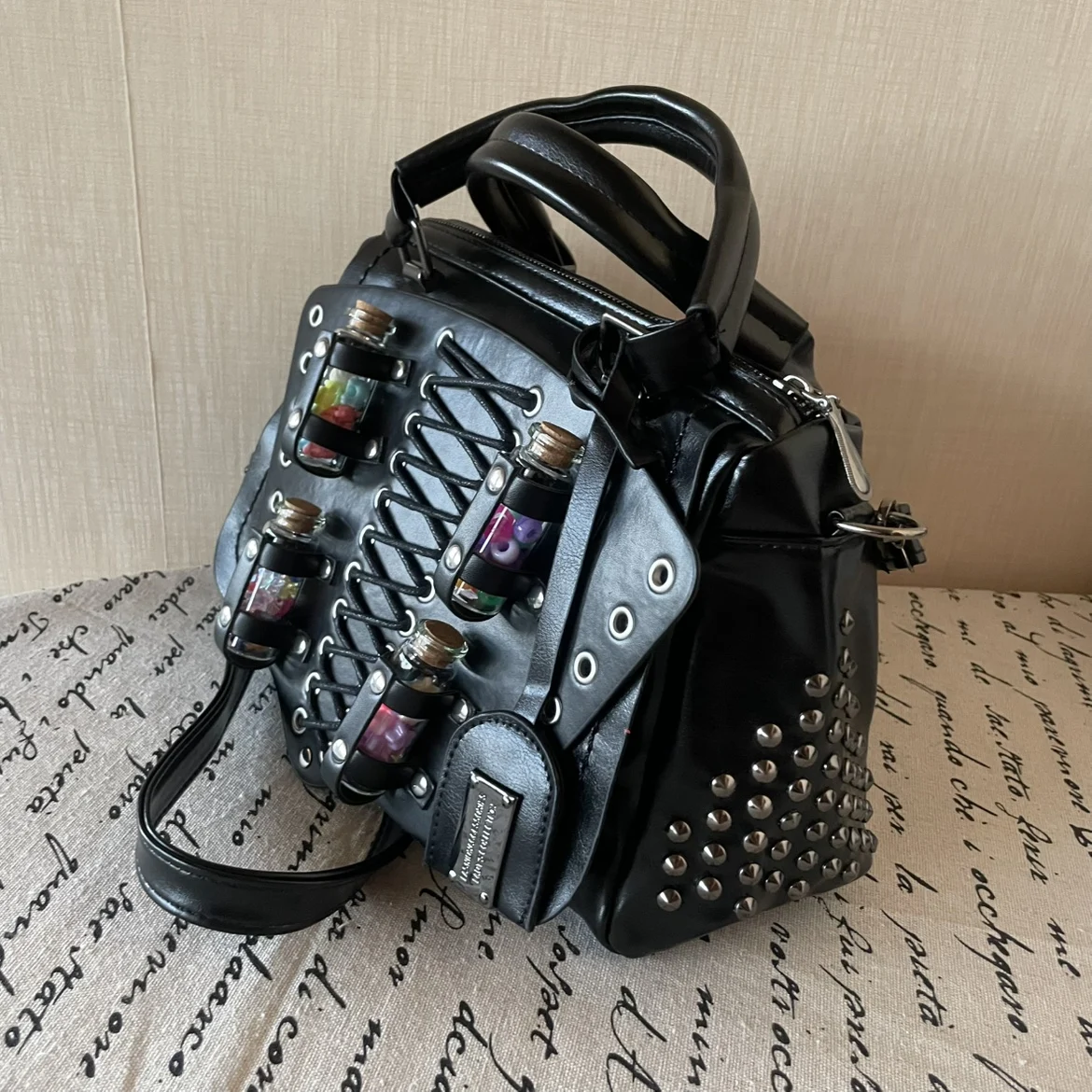 Rivet Luxury Desinger Vintage Women's Handbag Fashion High Quality Lace-up Punk Motorcycle Bag Ladies Large Capacity Travel Bag