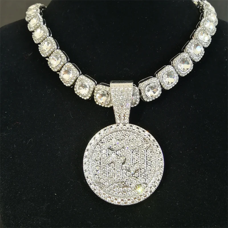 セール 登場から人気沸騰】 6ix9ine着用 ネックレス 10日以内に売れ