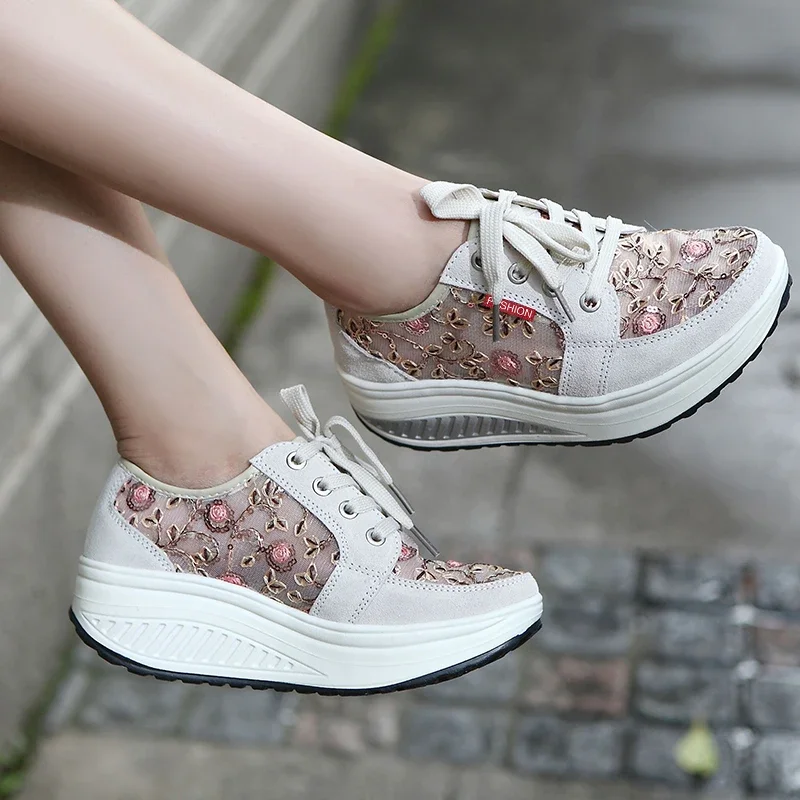 Sports Shoes Women Flat Toning Shoes Breathable Ladies Height Increasing Platform Shoes Outdoor Women Fitness Slimming Workout Shoe Trainer