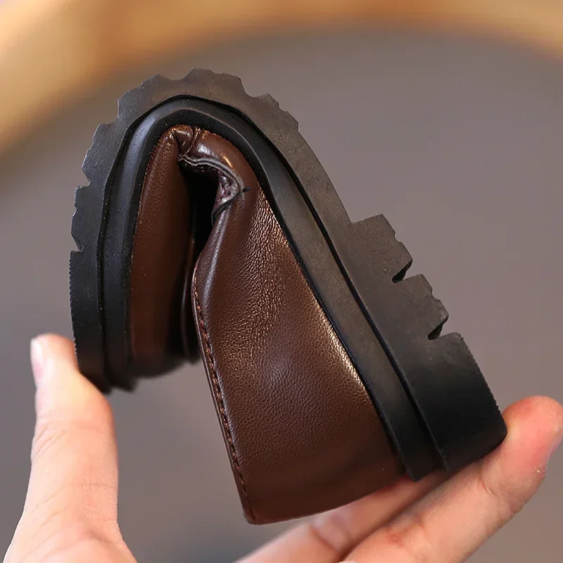 أحذية الأطفال الجلدية ، الانزلاق على المتسكعون ، ا...