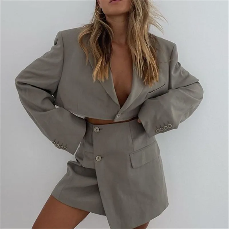 Autumn New Casual Suit Women's Long-sleeved Cardigan, One-button Top, Buttocks Short Skirt Suit, Fashionable Women's Clothing