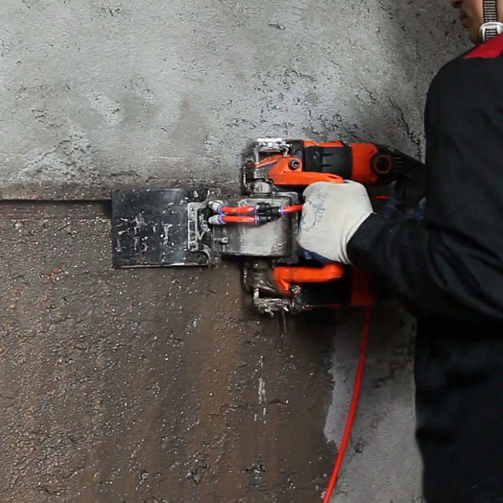 Macchina Elettrica Per Scanalare Il Calcestruzzo Macchina Per Il Taglio Della Scanalatura Del Inseguitore Della Parete 5200W 220V