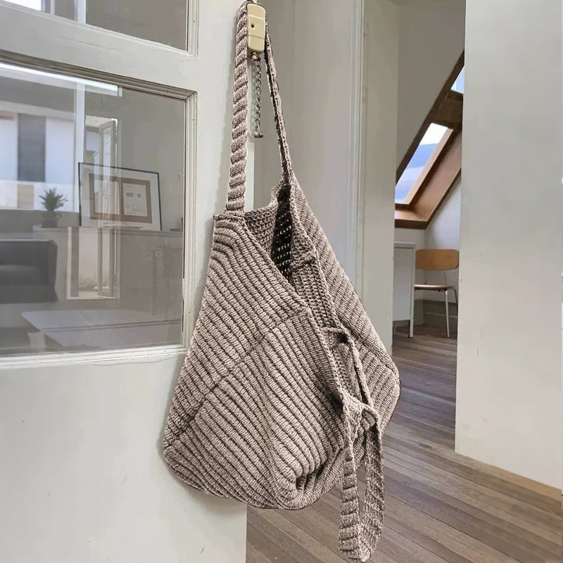 Retro Knitted Handbag for Women Autumn Winter New Korean Edition Solid Color Knitted Bag Large Capacity Travel Handheld Bag