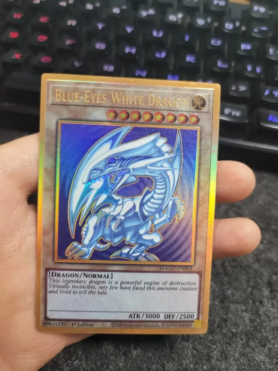 Yu-Gi-Oh Premium Gold Rare Mago-En001/Blue-Eyes White Dragon Children'S Anime Cartoon Game Card Toys Collection Gift (Notoricina)