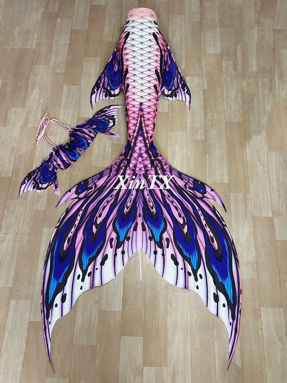 Tail and bra