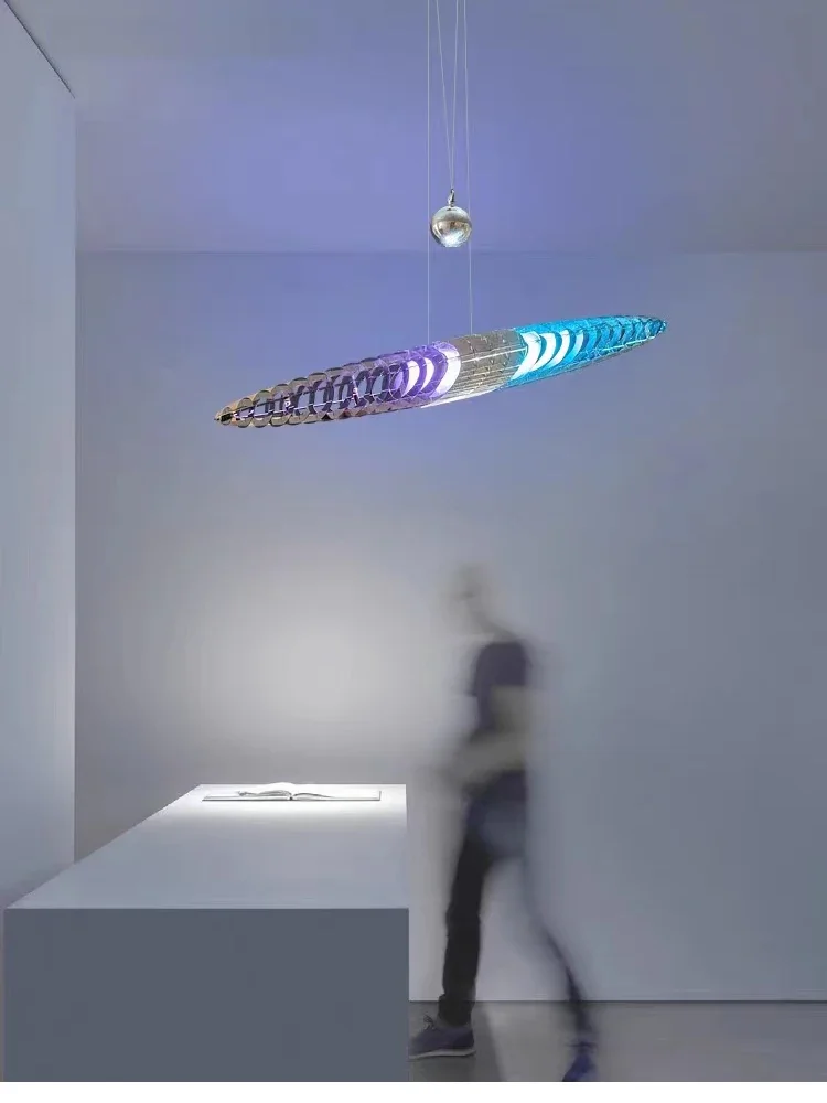 Description Picture 2 of itemDesigner Pendant Lamp Creative Restaurant Chandelier Hotel Living Room Dining Table Decor LED Spaceship Hanging Light