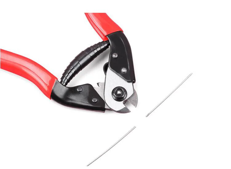 Slide image 25d05814a8e440e3ba23a1155d32d32f