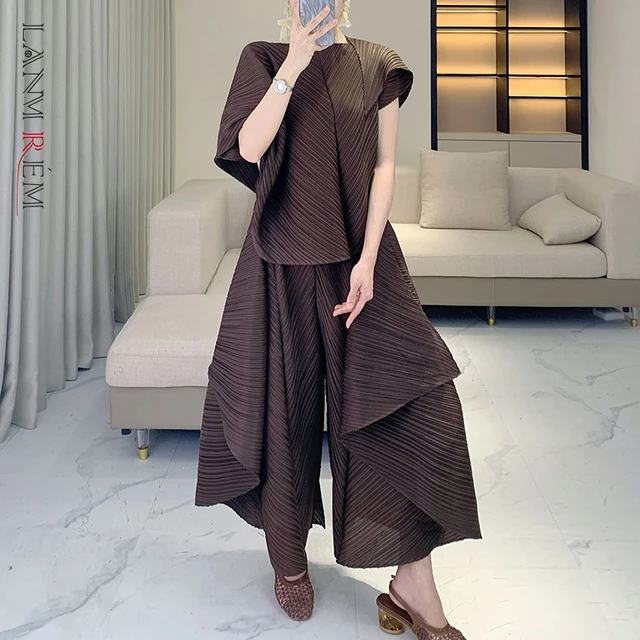 LANMREM Fashion Niche Patchwork Design Women's Two Pieces Set High-end Pleated Irregular Top And Patch Wide-leg Pants 2DB4496