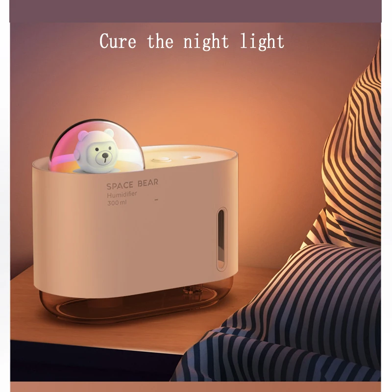 Roztomilý zvlhčovač vzduchu s USB mini vesmírnym medveďom, malý stolný aromaterapeutický sprej na dopĺňanie vody s režimom nočného svetla_voghion.com