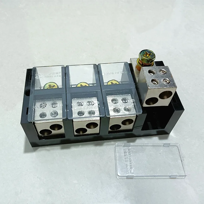High current and high power splitter terminal Large cable connector splitter box