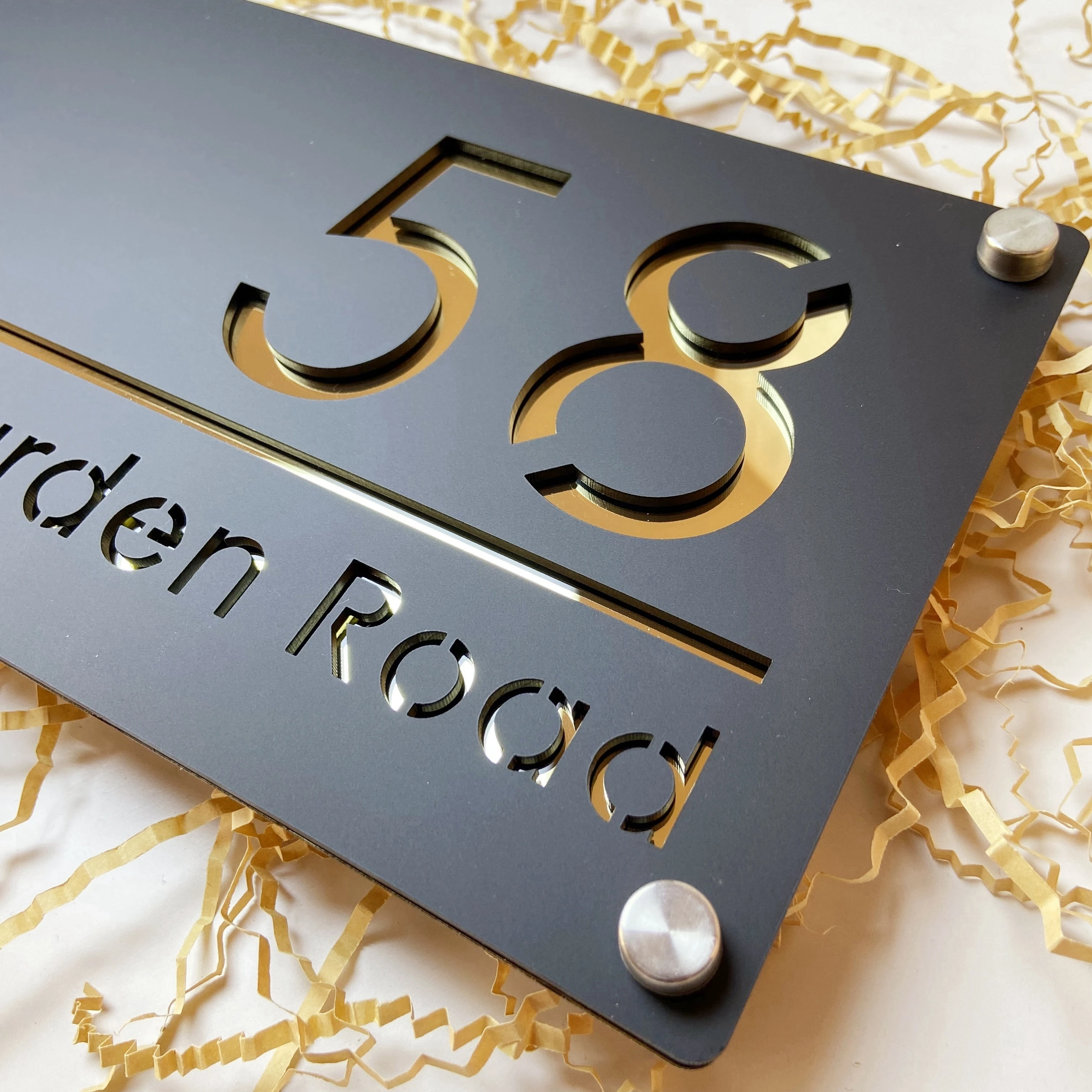 House Number Signs for Outdoor Decor