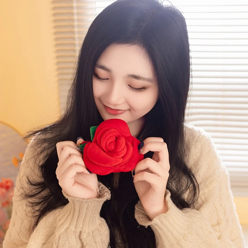 8종류의 아름다운 미니 장미 플러시 장난감 부드럽고 다채로운 생동감 있는 장미 걸이 장난감 귀여운 키체인 가방 장식 귀여운 소녀 선물