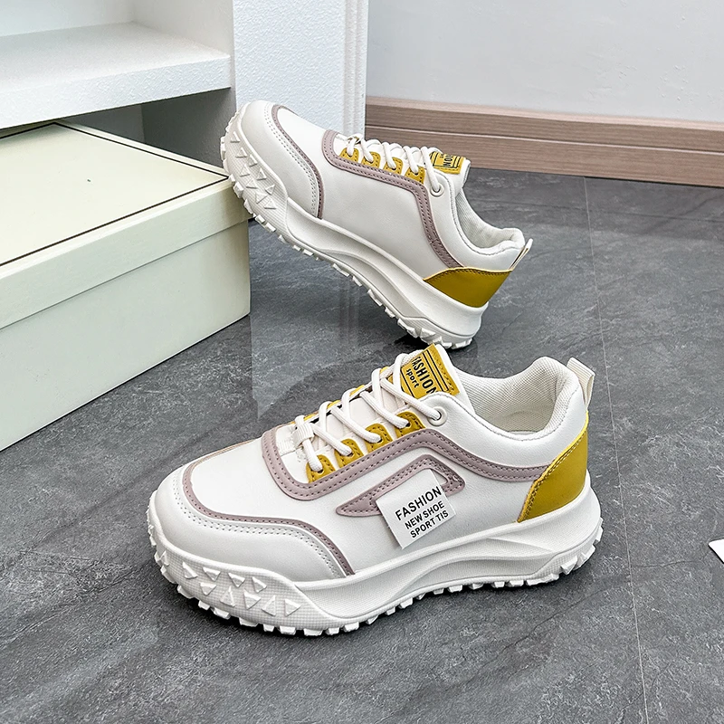 

Women Luxury Golf Sport Shoes Comfortable Spring Autumn Female Outdoor Golfing Sneakers Non-slip Golf Training Shoes