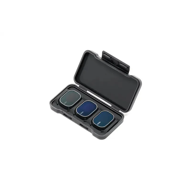 Les trois filtres ND16, ND64 et ND256 disposés sur fond noir, kit essentiel pour contrôler la lumière en extérieur.