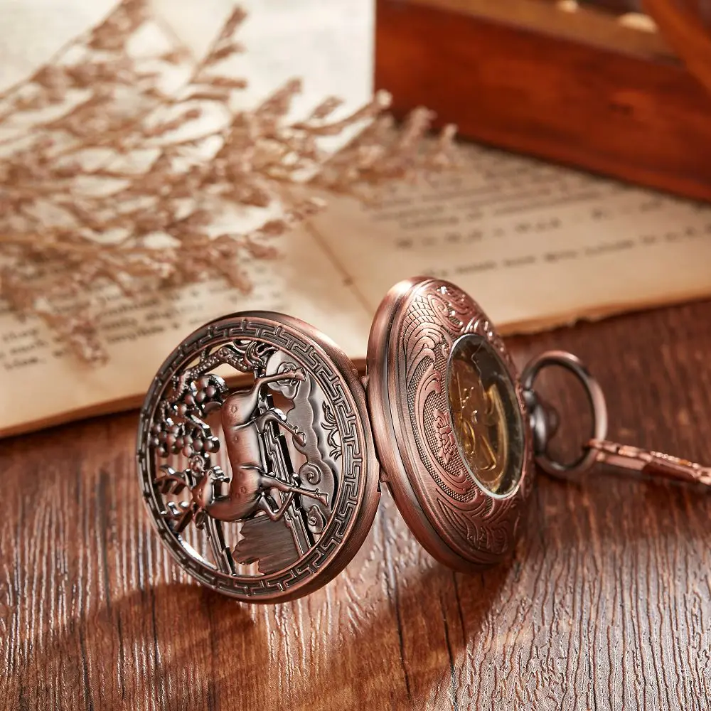 New Animal Machinery Pocket Watch Luminous Pocket Watch  Bronze Necklace Deer Carved Exquisite Clock Watch Fob Christmas Gift