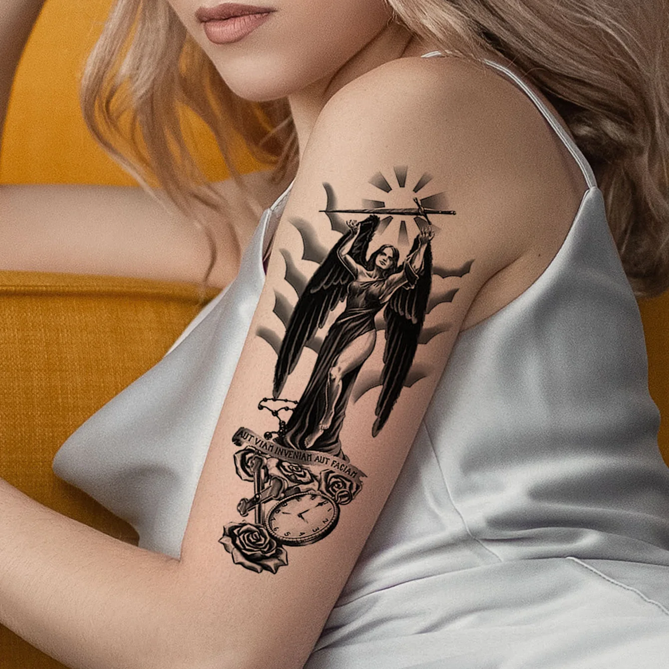 Waterproof Temporary Tattoo Sticker Flowers Big Pray Hands Cross Honely Lovely Letters Neck Flash Tatto Fake Tatoo for Women Men 5
