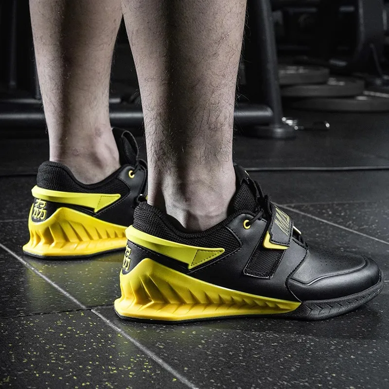 Fashion Simple Breathable Kung Fu Boxing Shoes Taekwondo Wushu Taiji Karate Wushu Wrestling Write Ming Athletic Shoes Children's