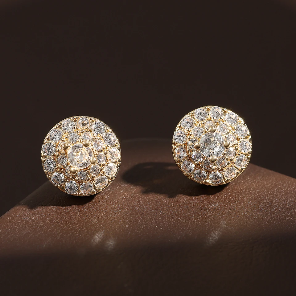 حلق صغير وانيق