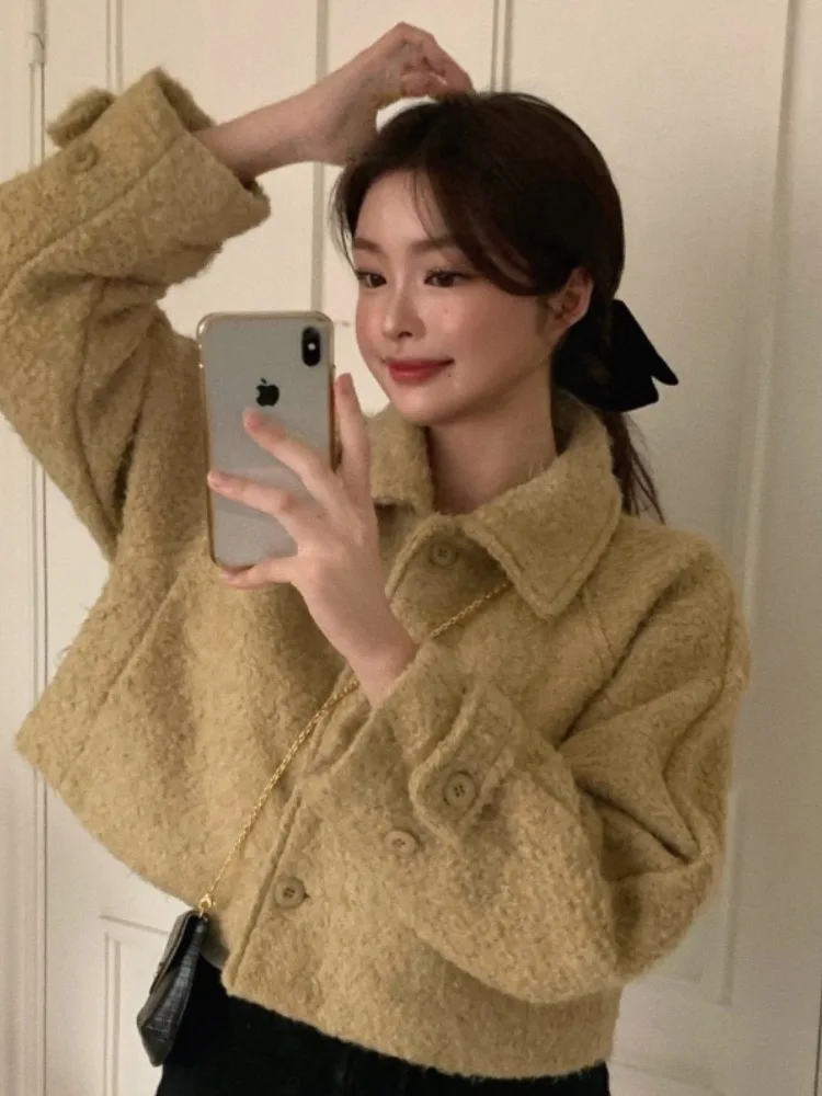 Thiened Soft Cozy Flip Collar Women's Outerwear Autumn 2025 Trendy Loose Top Single Button Design Commute Sle Long Sve