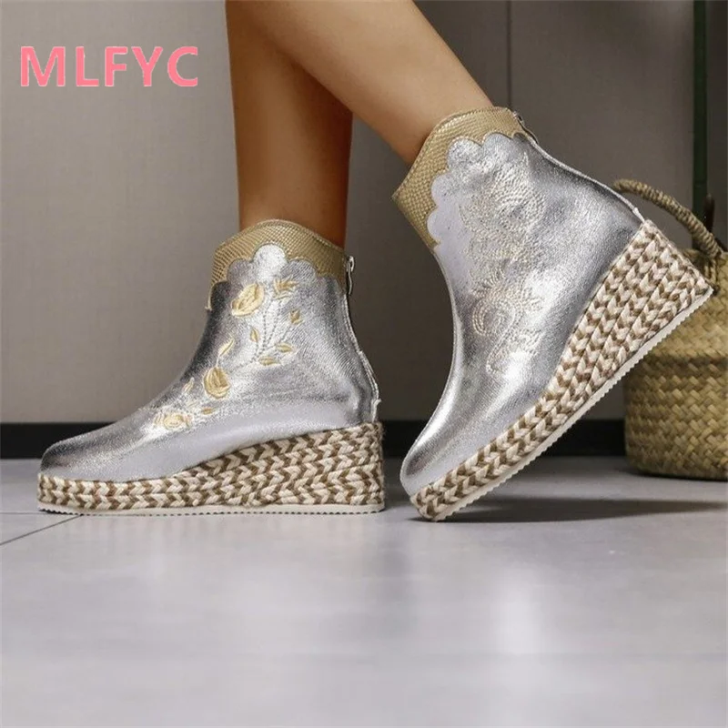 2023 New Autumn and Winter Ethnic Style Embroidery Boots Retro Embroidery Boots Women's Round Head Casual Boots