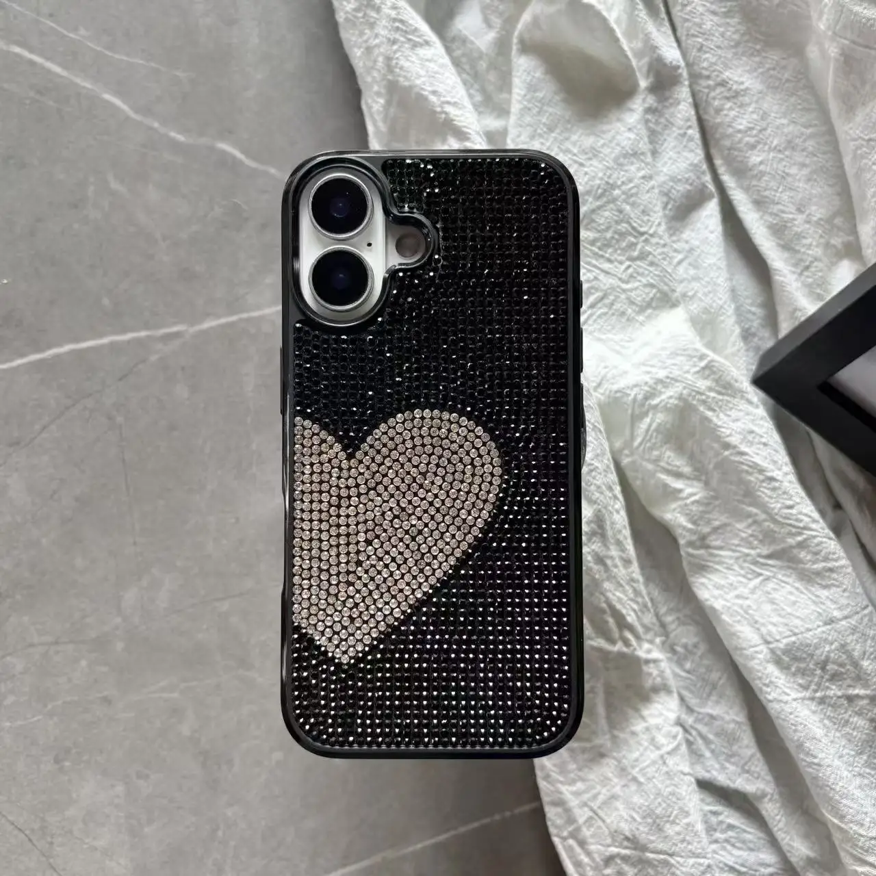 Luxury Full Diamond Heart Pattern Sparkle Soft Phone Case Cover