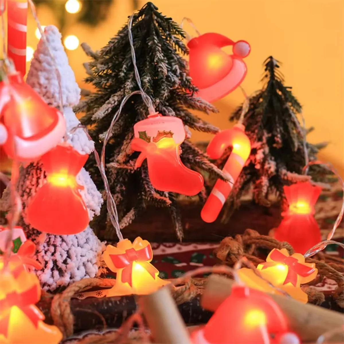 Christmas Fairy String Lights Xmas String Lights with Candy Cane Hat Socks Wallet Bell Battery-operated Christmas Decoration