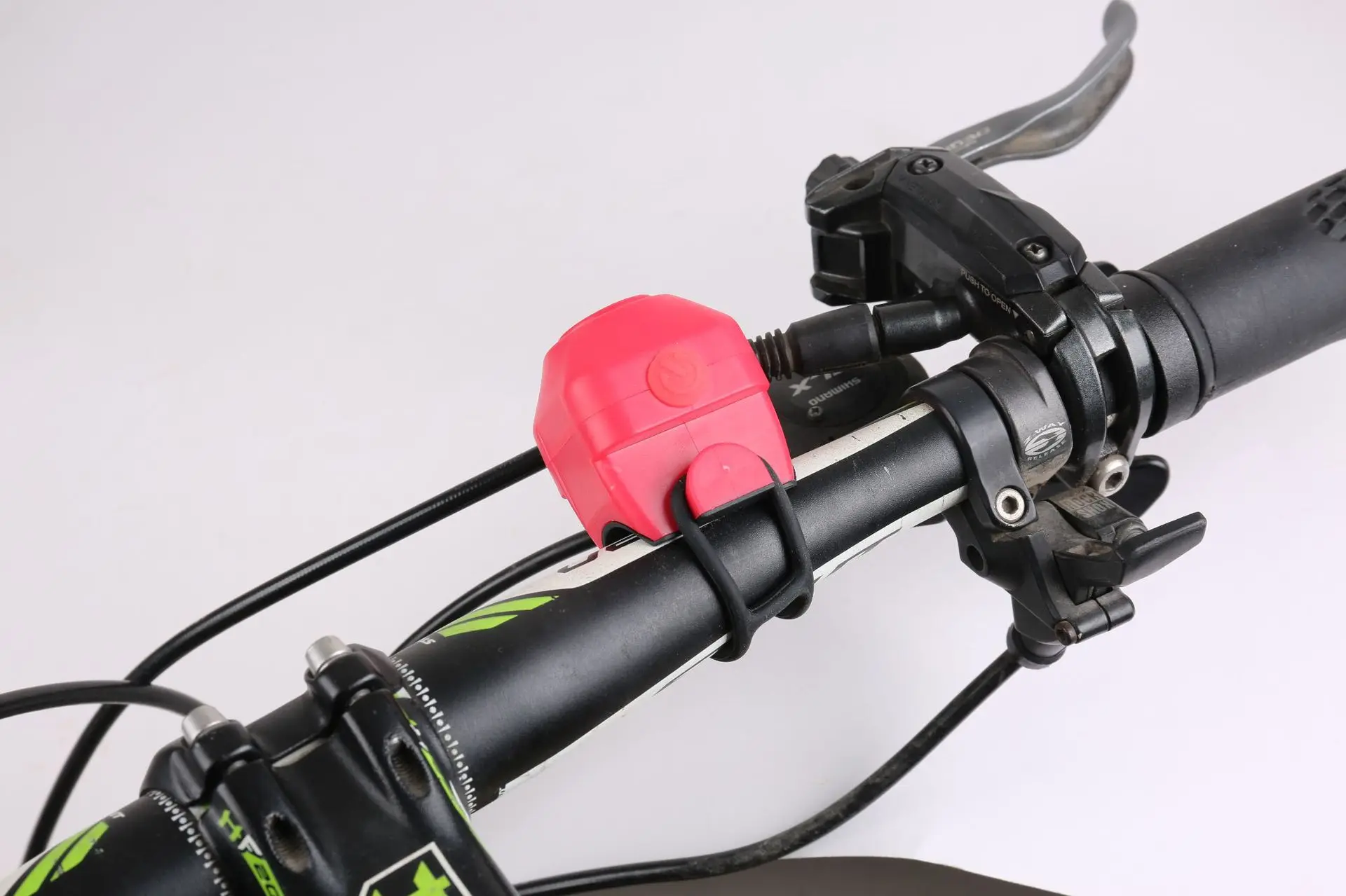 Lot De 4 Klaxons à Pression D'air Pour Vélo - Faciles à Installer Sur Le Guidon, Couleurs Aléatoires