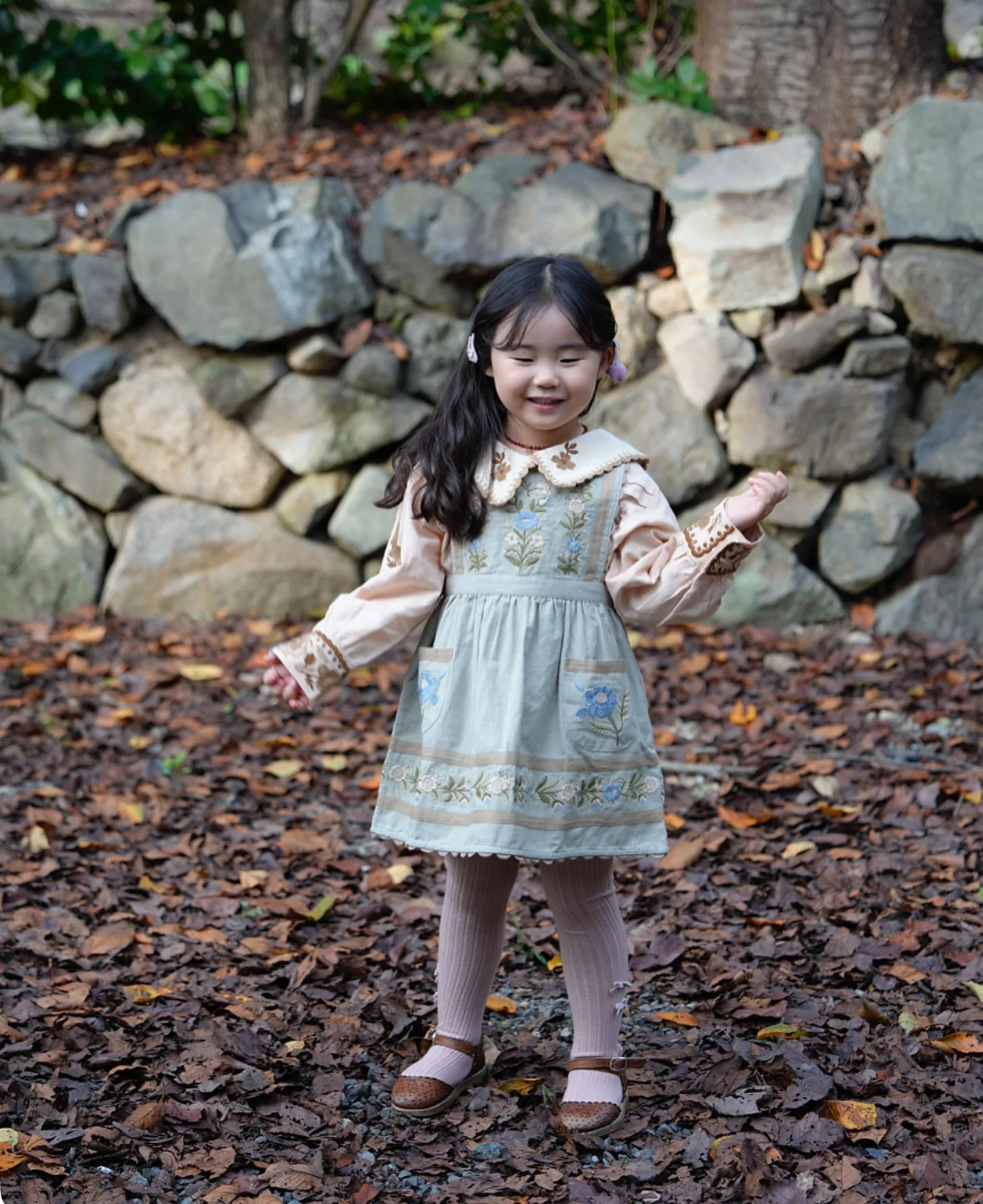 Children's Shirt Spring shirt dress Embroidered pastoral APO series Retro style Gaudin Heavy Embroidery Flower girl Princes