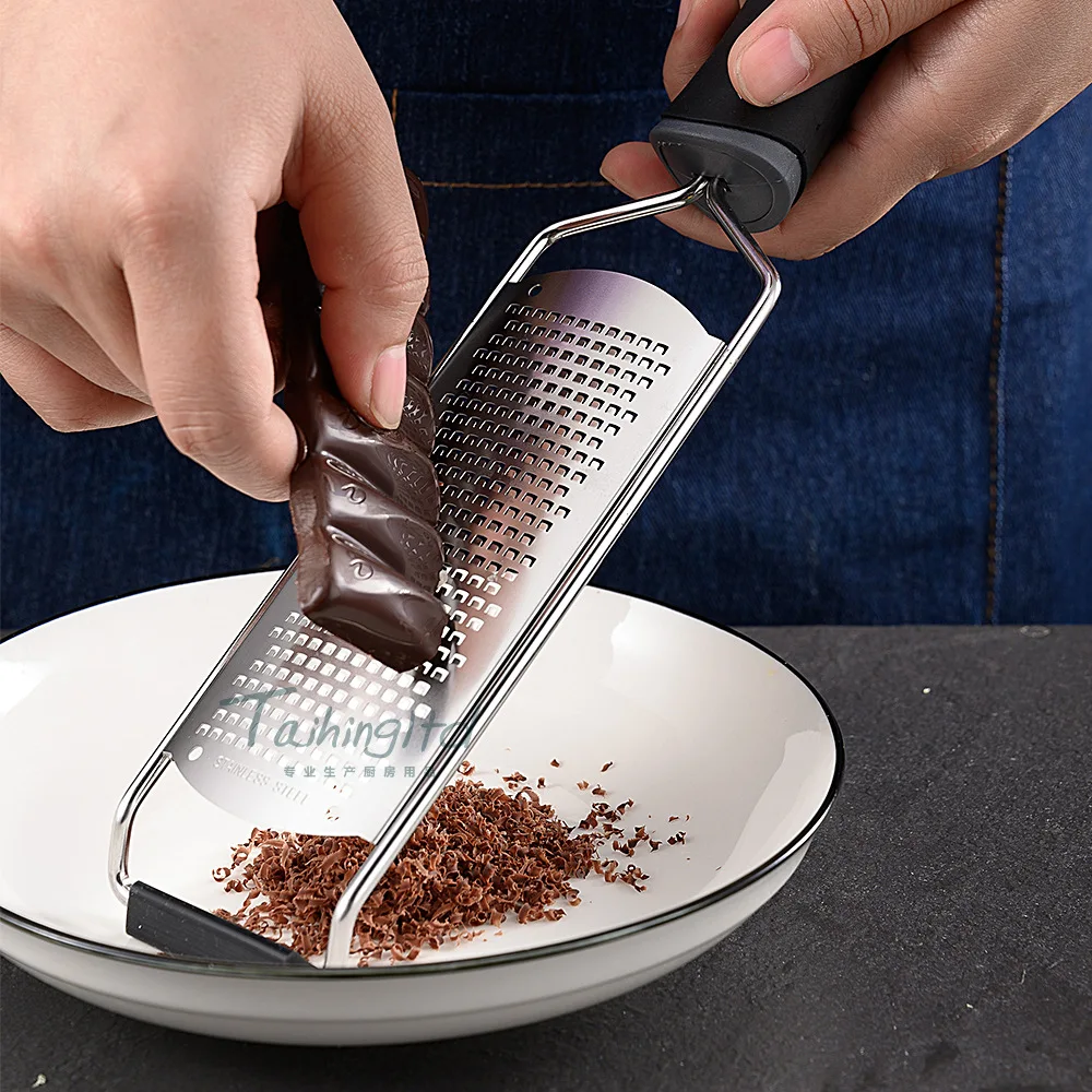 Cheese Grater With Handle, Parmesan Cheese Grater Handheld, Graters For  Kitchen, Stainless Steel With Hanging Hole, Easy To Grate For Vegetable  Fruit Nutmeg Nuts Lemon Zester, Ginger Garlic Grater, Kitchen Tools, Back