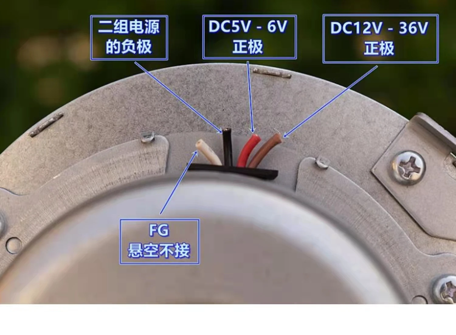 Japan's Shinano DC brushless blower 25W large air volume DC12V-36V exquisite precision worm gear fan