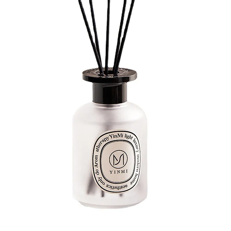 Westin Hotel Inspired Reed Diffuser - Bergamot White Tea Scent With Preserved Flowers