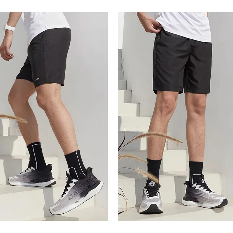 Sport Shorts Men's Sports Hiking Shorts Zero-sense Loose Thin Breathable Casual Pants Woven Quick-dry Short for Men Summer