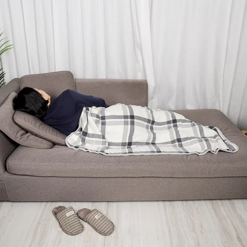 ������ �ö��� �÷��� �񵵸� �ܿ� ��� ������, ���� ���� ���� ���� �ĵ� ��� �繫�� Ŀ�� �ٸ� ���