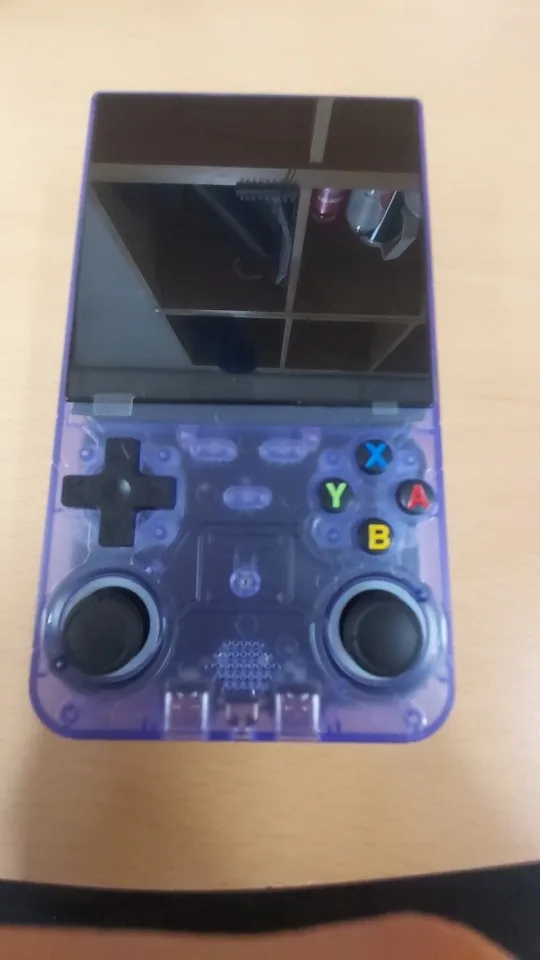 R36 ULTRA photo review