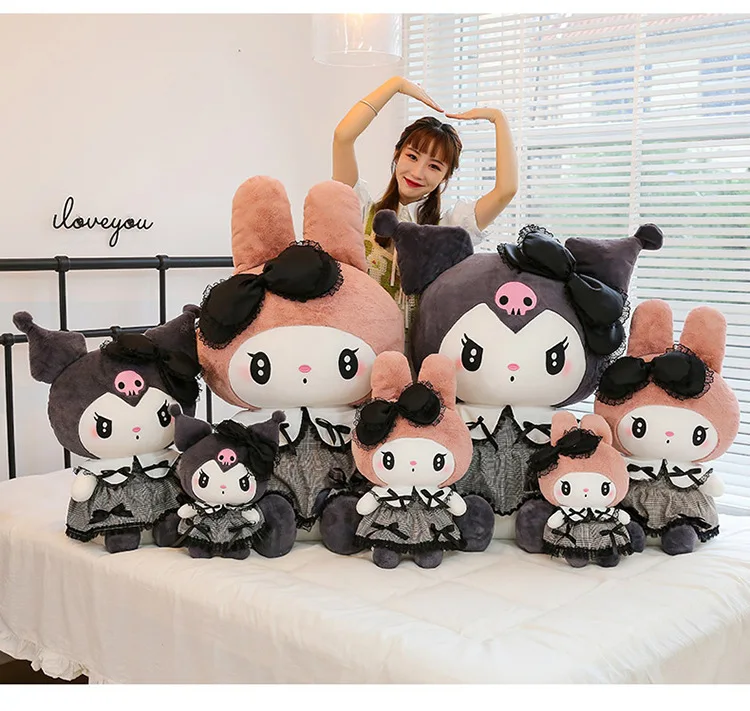 S768f9c5925b44f76807e1f16b3693d946 - Kuromi Plush