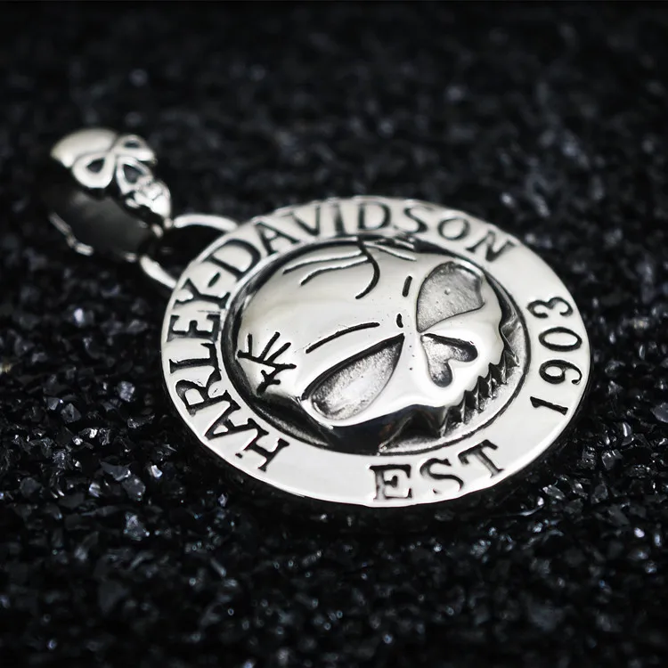 European and American retro locomotive skull 1903 round hang tag titanium steel pendant necklace personality domineering