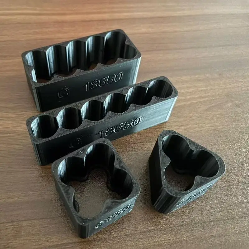 1/4Pcs 플라스틱 18650 리튬 배터리 스폿 용접 고정 장치 세트 배터리 용접용 고정 조립 브래킷