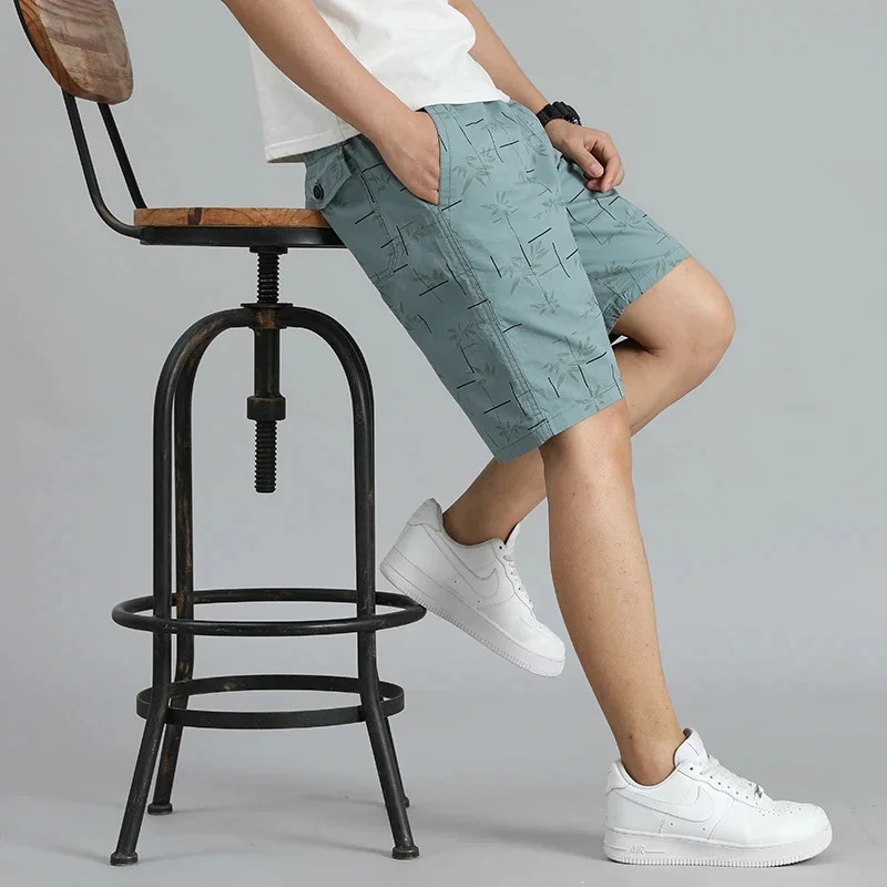 thumbnail image 1 of Pantalones cortos blancos para hombre, de verano, hasta la rodilla, informales, para uso diario, 1 of 5
