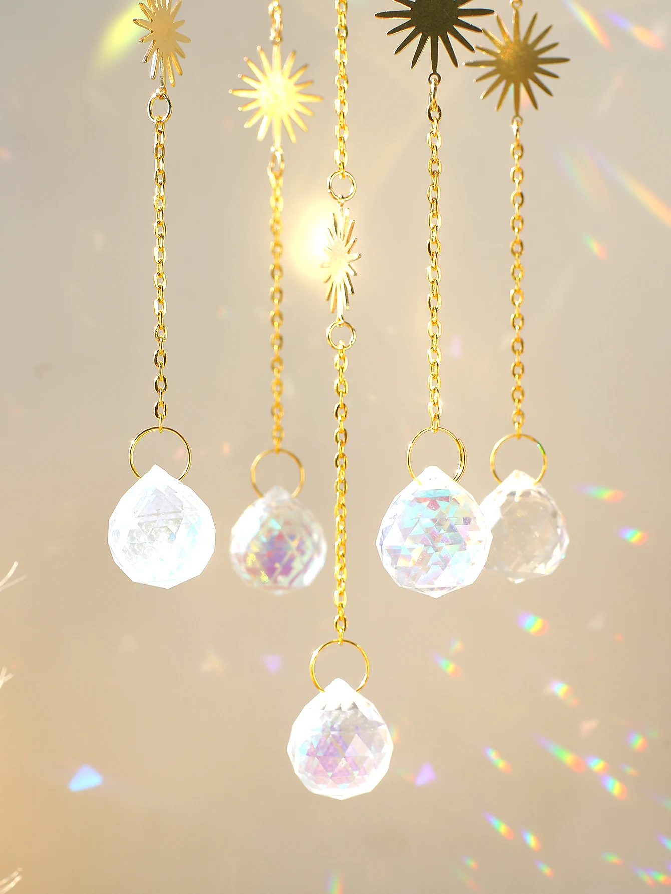 Sun Catcher Wall Hanging Crystal Wind Chime Prism Suncatcher Rainbow Maker Light Catcher Garden Decoration Car Ornaments Gift