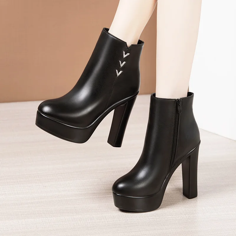 High quality short ankle leather boots for women13cm high heel platform new 2023 autumn winter 33 42 43 elegant shoe black red