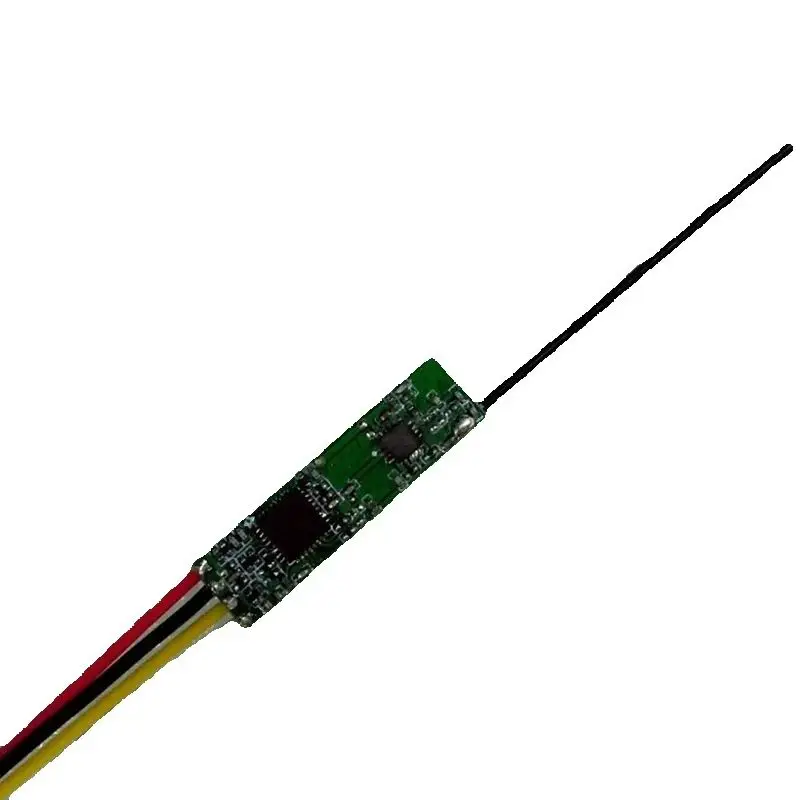 무선 비디오 전송을 위한 미니 사이즈 250mw 2.4Ghz 오디오 및 비디오 무선 송신기 모듈
