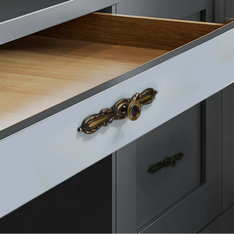 Slide image 86e9a0f955864231b8cf30c7947bc078