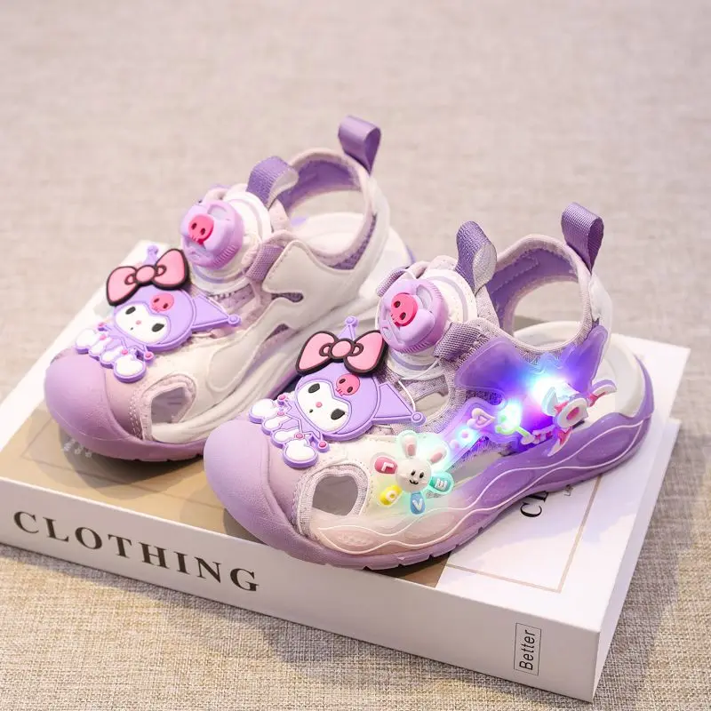 

Летние новые сандалии Kuromi аниме Kawaii Sanrio, повседневная обувь, Симпатичные Мультяшные детские пляжные тапочки принцессы, подарки для детей
